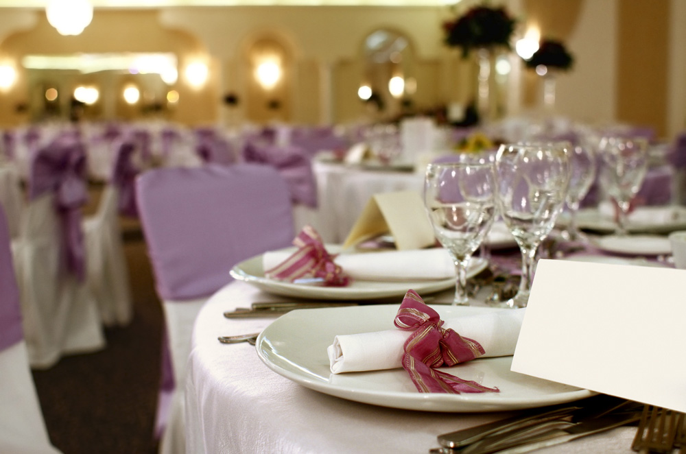 مدیریت تالار پذیرایی چه وظایفی در برگزاری یک مراسم عروسی با شکوه دارد